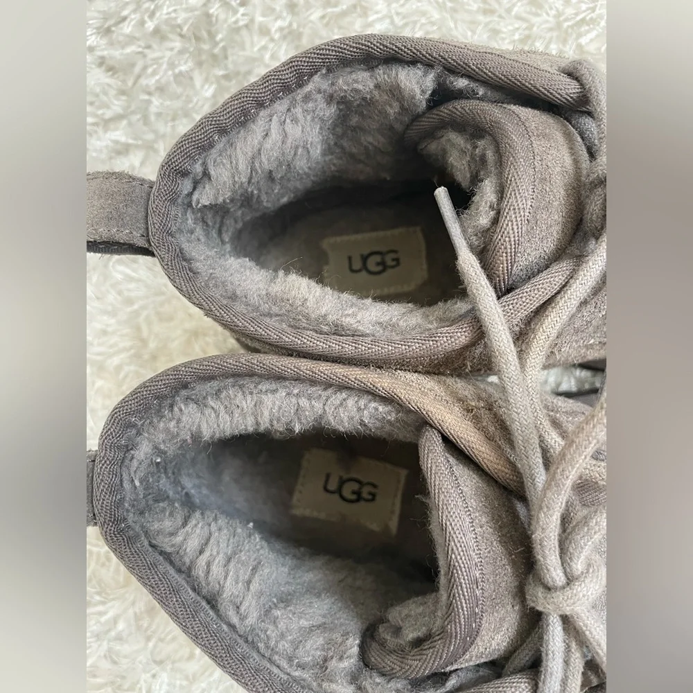 UGG Men's Gray Neumel Chukka Boots